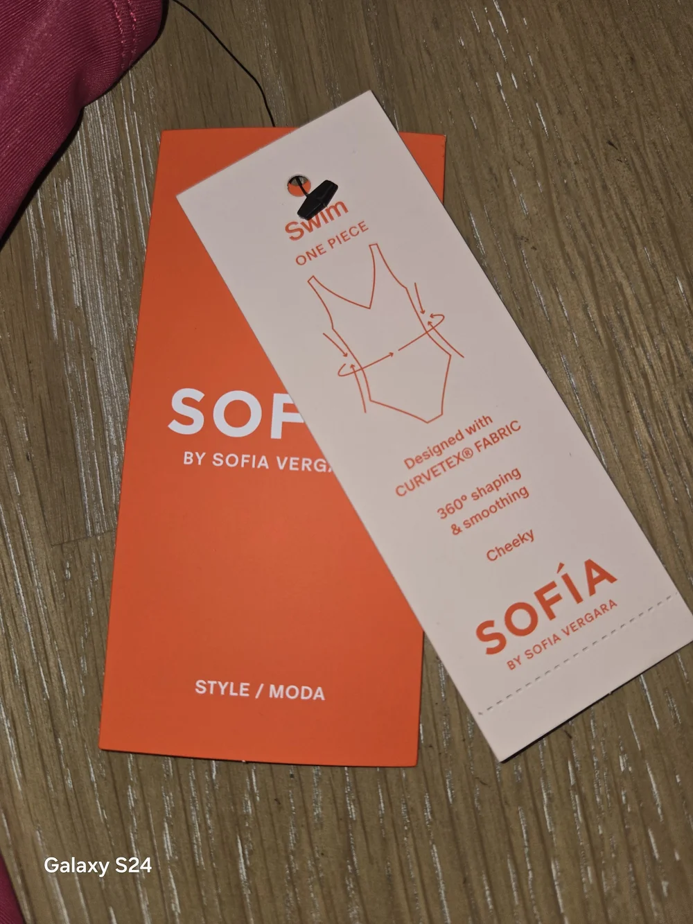 Womens M Sofia Keyhole 1 Pc Swimsuit New - Picture 2 of 4